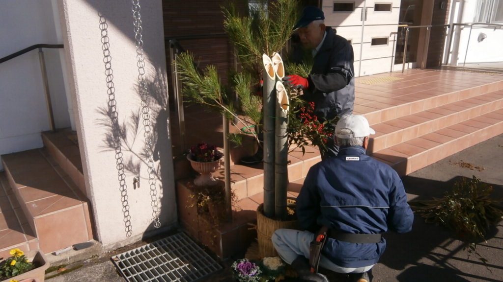 門松飾りを作る地域の職人